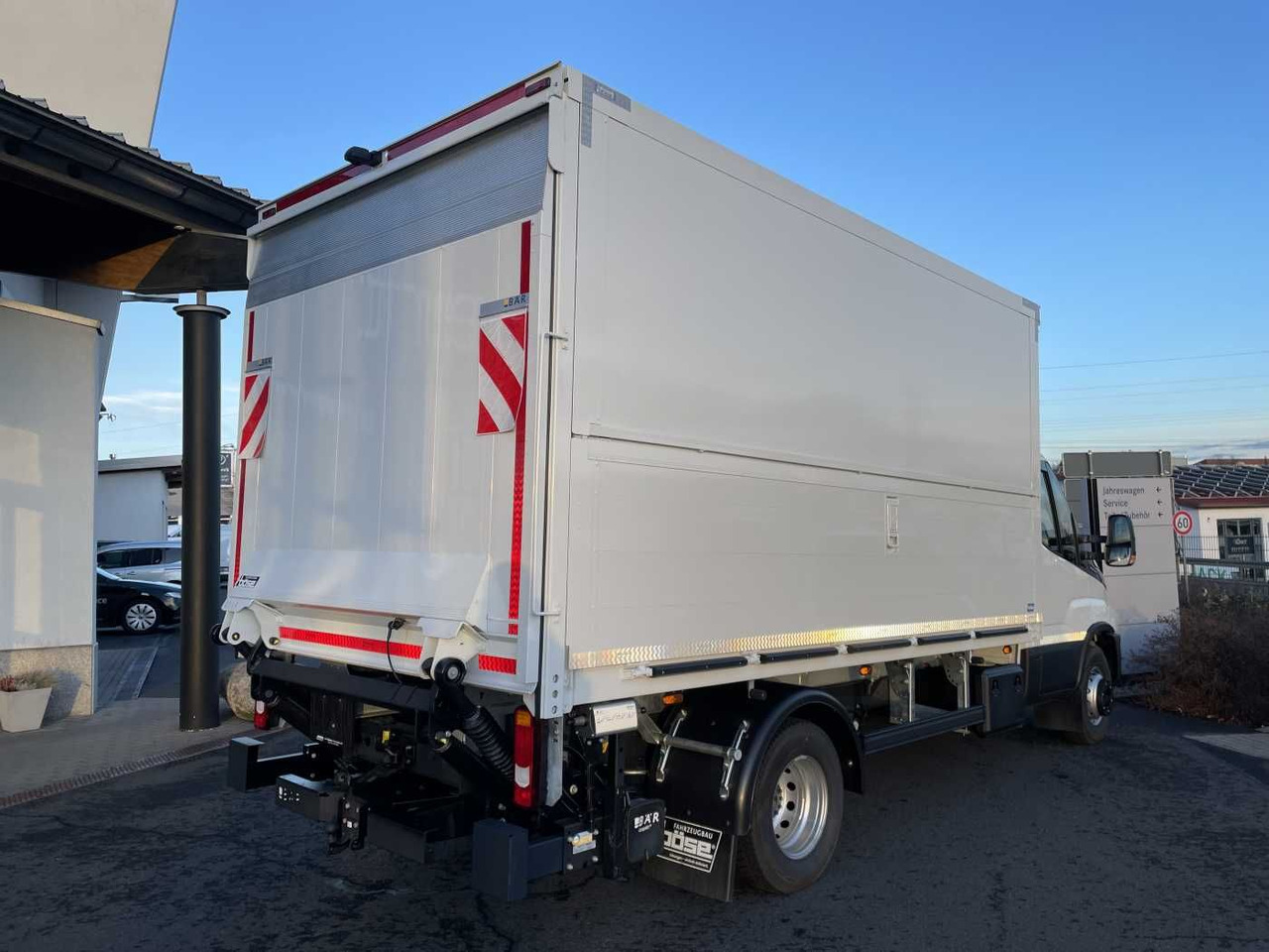 Iveco Daily 70C18 HA8 *LBW*Schwenkwandkoffer* - Επαγγελματικό αυτοκίνητο κόφα: φωτογραφία 4 Iveco Daily 70C18 HA8 *LBW*Schwenkwandkoffer* - Επαγγελματικό αυτοκίνητο κόφα: φωτογραφία 4