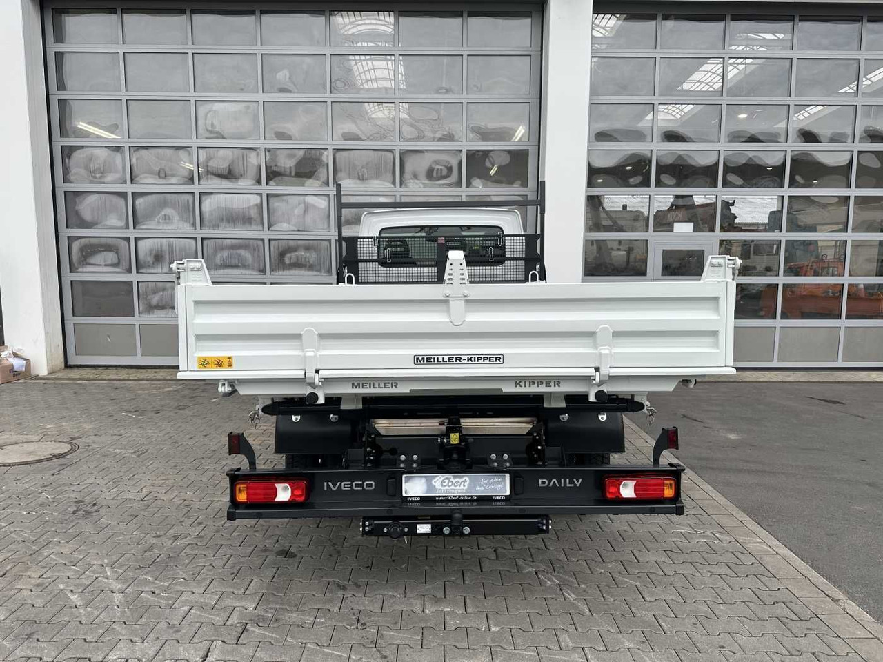 Iveco Daily 70C18H 3-S.-Kipper *R3.750mm*2xAHK* - Όχημα με ανατρεπομενη καροτσα: φωτογραφία 5 Iveco Daily 70C18H 3-S.-Kipper *R3.750mm*2xAHK* - Όχημα με ανατρεπομενη καροτσα: φωτογραφία 5