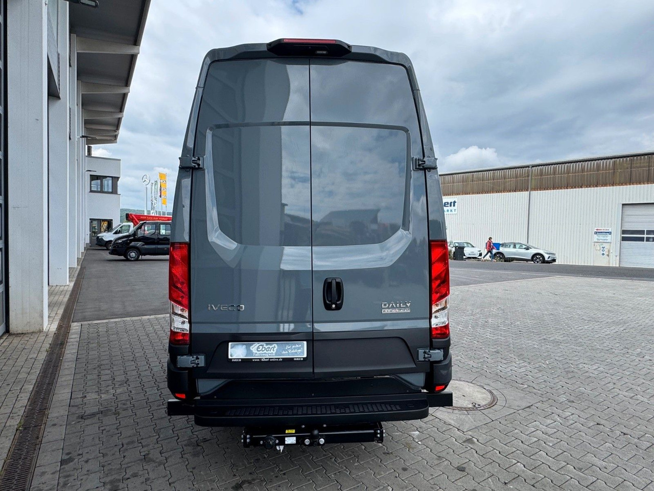 Iveco Daily 70C21 3.0L *L4*H3*Automatik*LED*Luft* 2x - Βαν: φωτογραφία 5 Iveco Daily 70C21 3.0L *L4*H3*Automatik*LED*Luft* 2x - Βαν: φωτογραφία 5