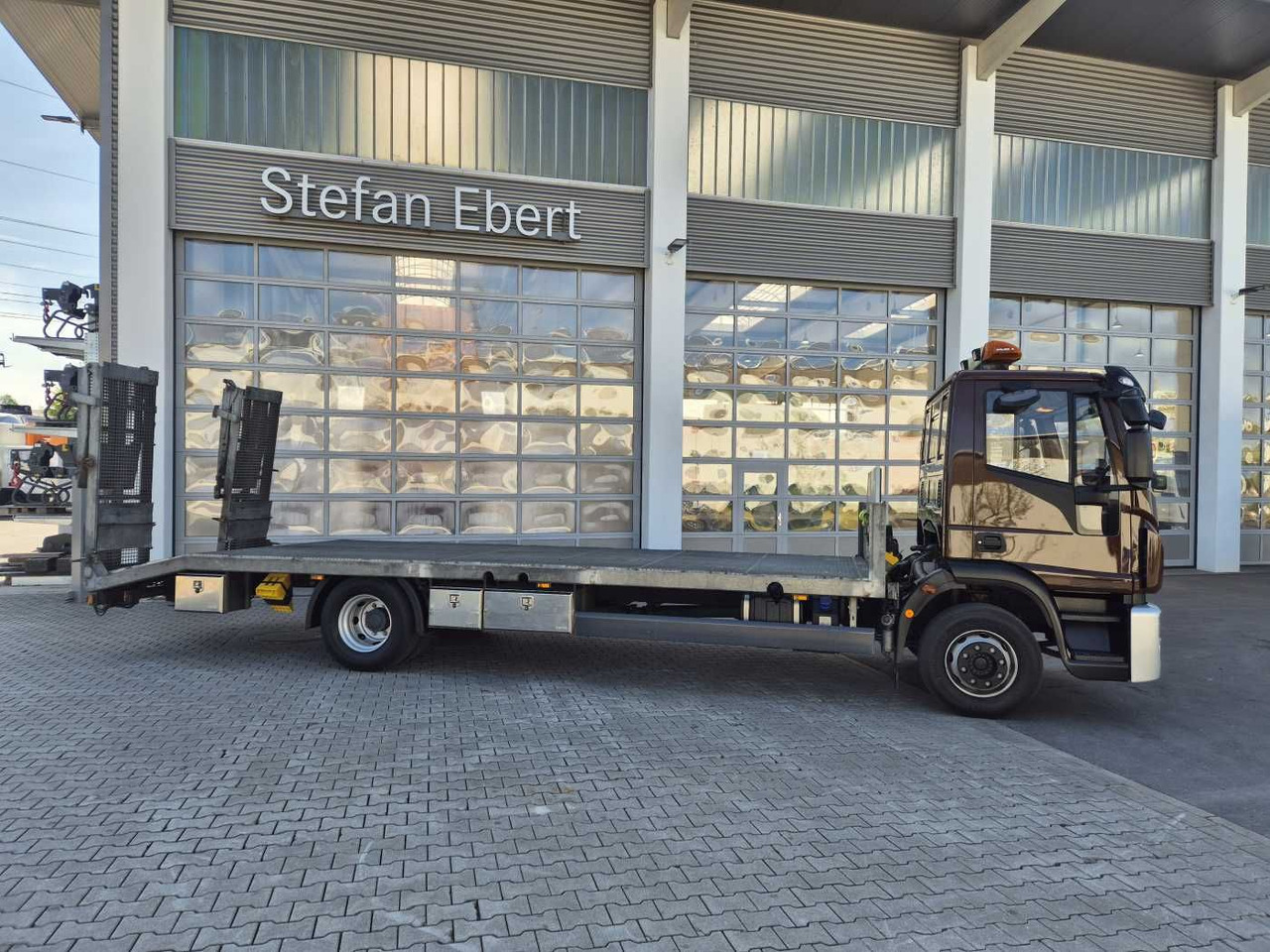 Iveco Eurocargo ML140E25/P Maschinentransporter Winde - Φορτηγό αυτοκινητάμαξα: φωτογραφία 5 Iveco Eurocargo ML140E25/P Maschinentransporter Winde - Φορτηγό αυτοκινητάμαξα: φωτογραφία 5