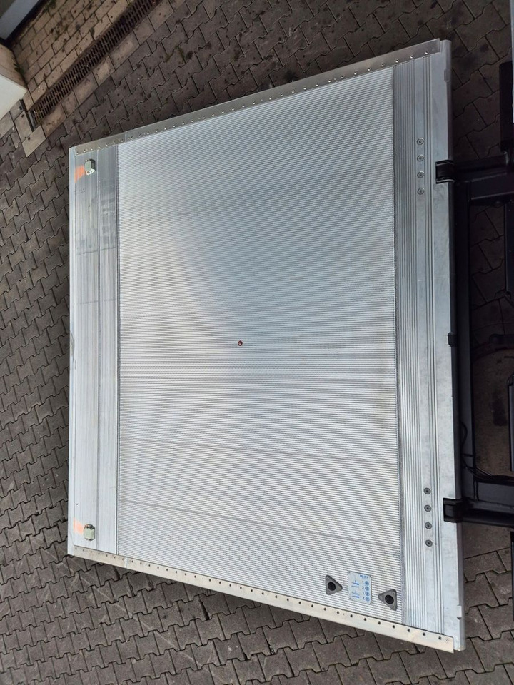 Φορτηγό για τη μεταφορά ποτών Iveco Eurocargo ML160E28/FP Böse Schwenkwand LBW 2xAHK: φωτογραφία 36