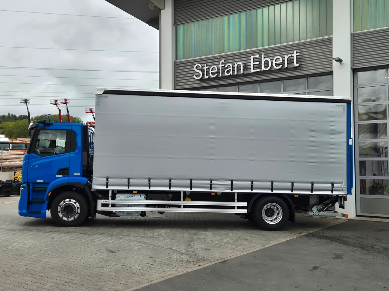 Iveco S-Way AD190S40/P Curtainsider *MirrorCam*LBW* - Φορτηγό μουσαμάς: φωτογραφία 5 Iveco S-Way AD190S40/P Curtainsider *MirrorCam*LBW* - Φορτηγό μουσαμάς: φωτογραφία 5