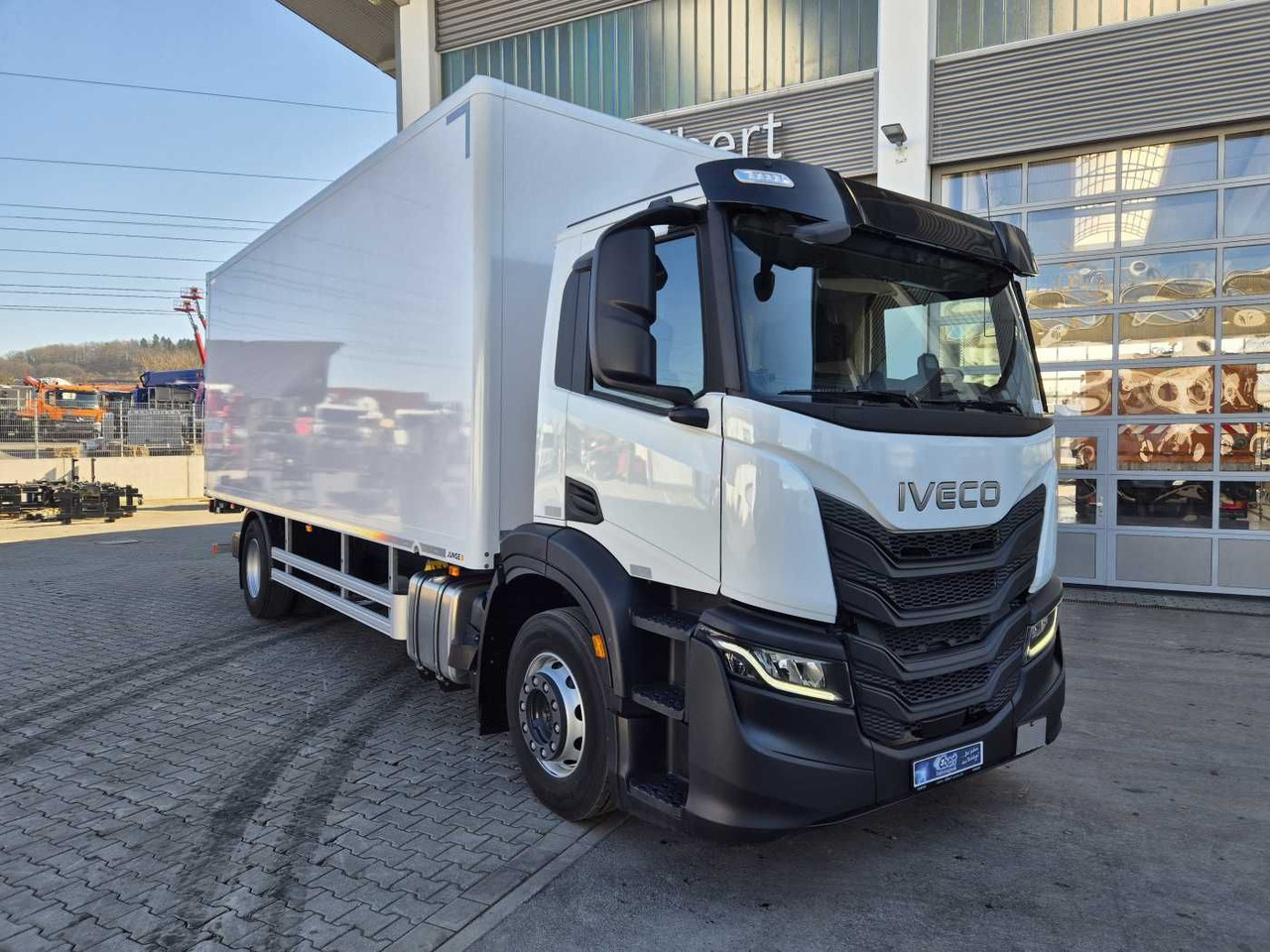Iveco S-Way AD190S40/P Junge AHK LBW 2.000kg - Φορτηγό κόφα: φωτογραφία 2 Iveco S-Way AD190S40/P Junge AHK LBW 2.000kg - Φορτηγό κόφα: φωτογραφία 2