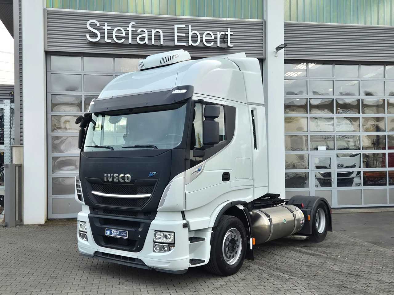 Iveco Stralis 460NP LNG Standklima Xenon 3 Stück - Τράκτορας: φωτογραφία 1 Iveco Stralis 460NP LNG Standklima Xenon 3 Stück - Τράκτορας: φωτογραφία 1