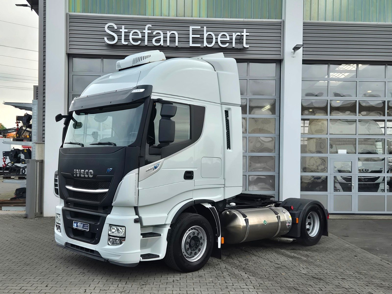 Iveco Stralis 460NP LNG Standklima Xenon 3 Stück - Τράκτορας: φωτογραφία 3 Iveco Stralis 460NP LNG Standklima Xenon 3 Stück - Τράκτορας: φωτογραφία 3