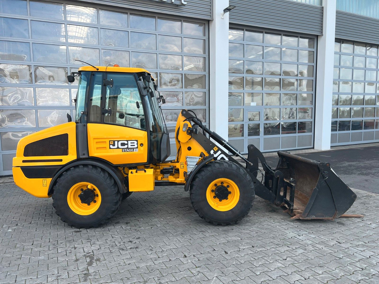 JCB 407 SV / nur 268h! / Klappschaufel & Gabel - Ελαστιχοφόρος φορτωτής: φωτογραφία 2 JCB 407 SV / nur 268h! / Klappschaufel & Gabel - Ελαστιχοφόρος φορτωτής: φωτογραφία 2
