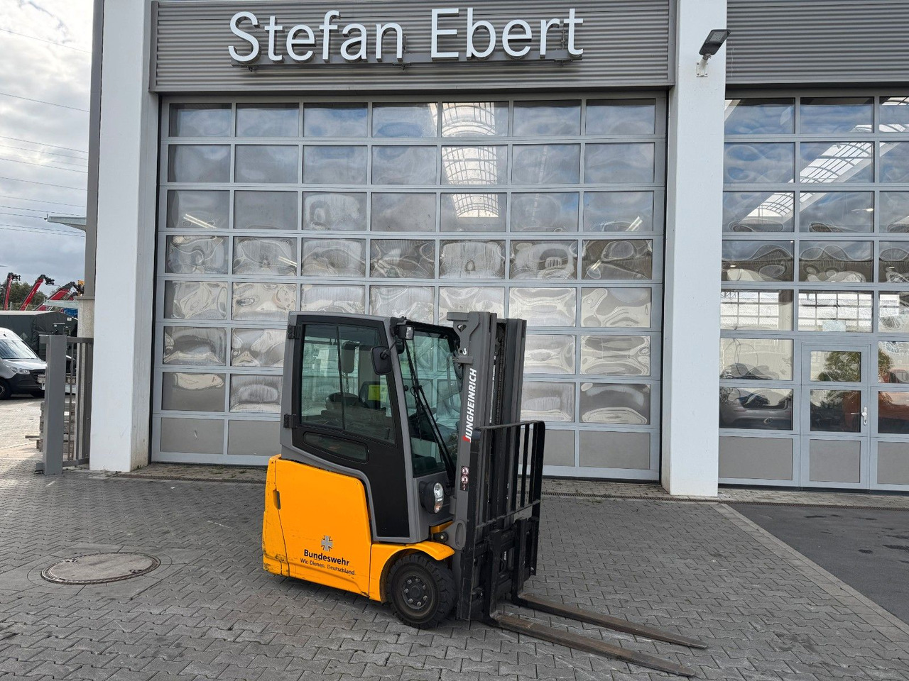 Jungheinrich EFG 215 / Triplex: 4.25m! / SS / nur 716h! - Ηλεκτροκίνητο περονοφόρο: φωτογραφία 1 Jungheinrich EFG 215 / Triplex: 4.25m! / SS / nur 716h! - Ηλεκτροκίνητο περονοφόρο: φωτογραφία 1