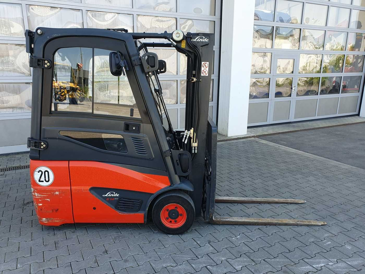 Linde E14 - 01 / Triplex: 4.10m! / SS / nur 2.899h! - Ηλεκτροκίνητο περονοφόρο: φωτογραφία 2 Linde E14 - 01 / Triplex: 4.10m! / SS / nur 2.899h! - Ηλεκτροκίνητο περονοφόρο: φωτογραφία 2