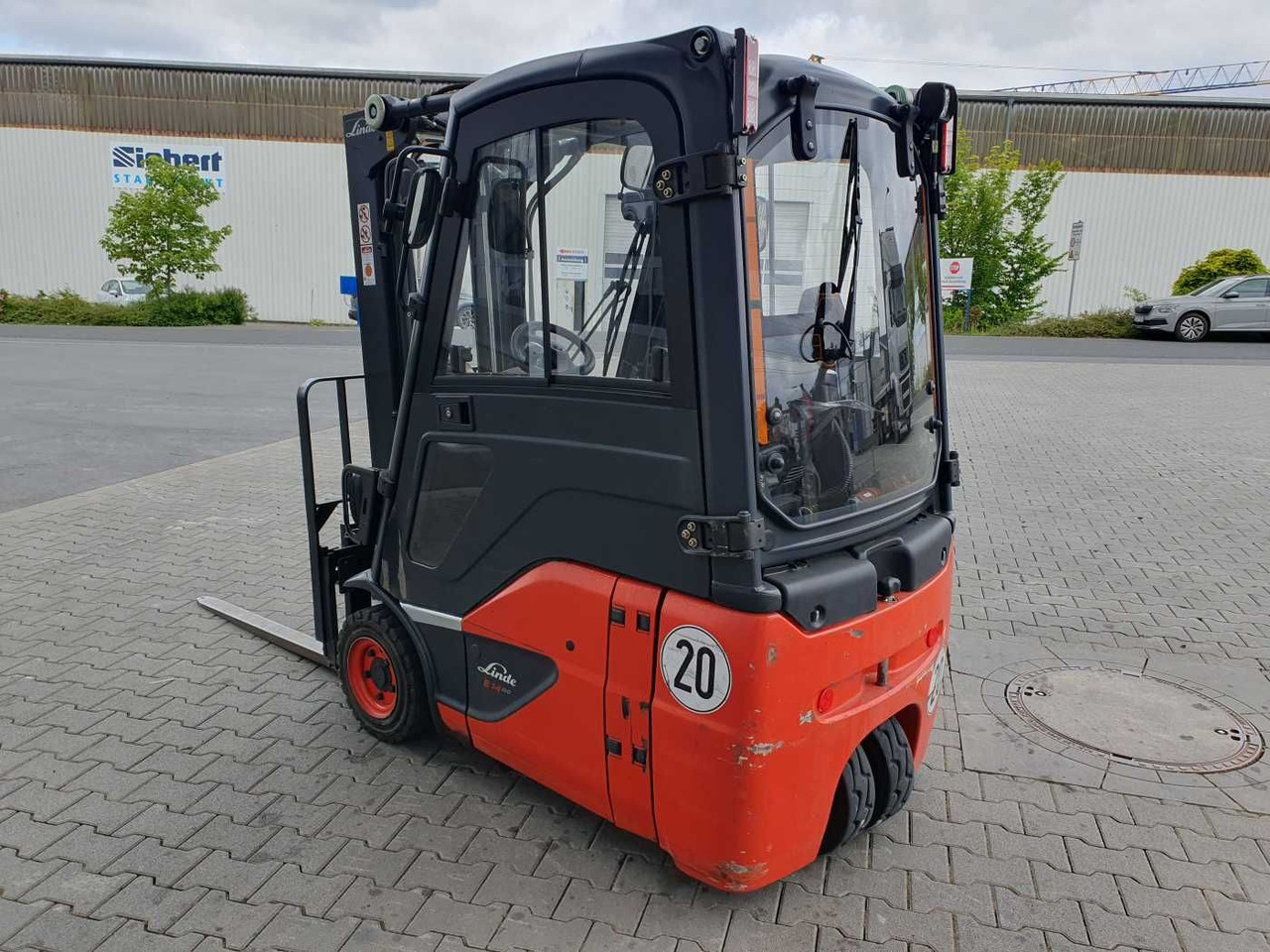 Linde E14 - 02 / Triplex: 4.00m! / SS / nur 2.119h! - Ηλεκτροκίνητο περονοφόρο: φωτογραφία 5 Linde E14 - 02 / Triplex: 4.00m! / SS / nur 2.119h! - Ηλεκτροκίνητο περονοφόρο: φωτογραφία 5