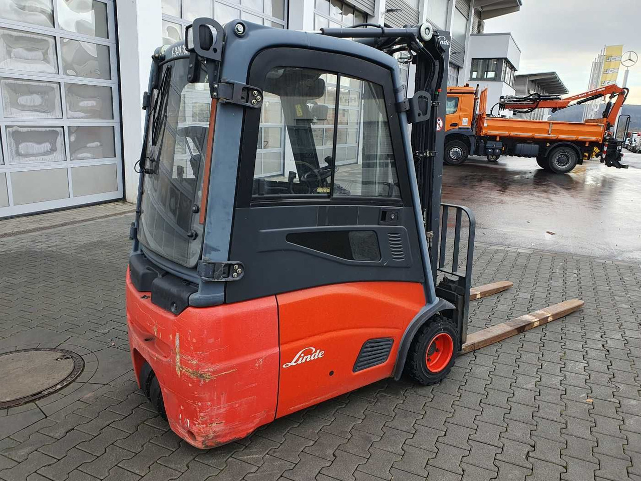 Linde E18 - 01 / Triplex: 4.50m! / SS / nur 5.672h! - Ηλεκτροκίνητο περονοφόρο: φωτογραφία 4 Linde E18 - 01 / Triplex: 4.50m! / SS / nur 5.672h! - Ηλεκτροκίνητο περονοφόρο: φωτογραφία 4