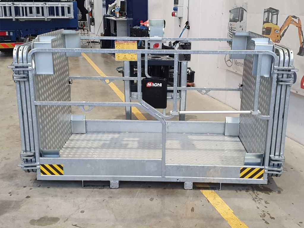 Magni Arbeitskorb 4.5 drehbar ausziehbar 500 kg - Παρελκόμενα για Κατασκευή μηχανήματα: φωτογραφία 5 Magni Arbeitskorb 4.5 drehbar ausziehbar 500 kg - Παρελκόμενα για Κατασκευή μηχανήματα: φωτογραφία 5