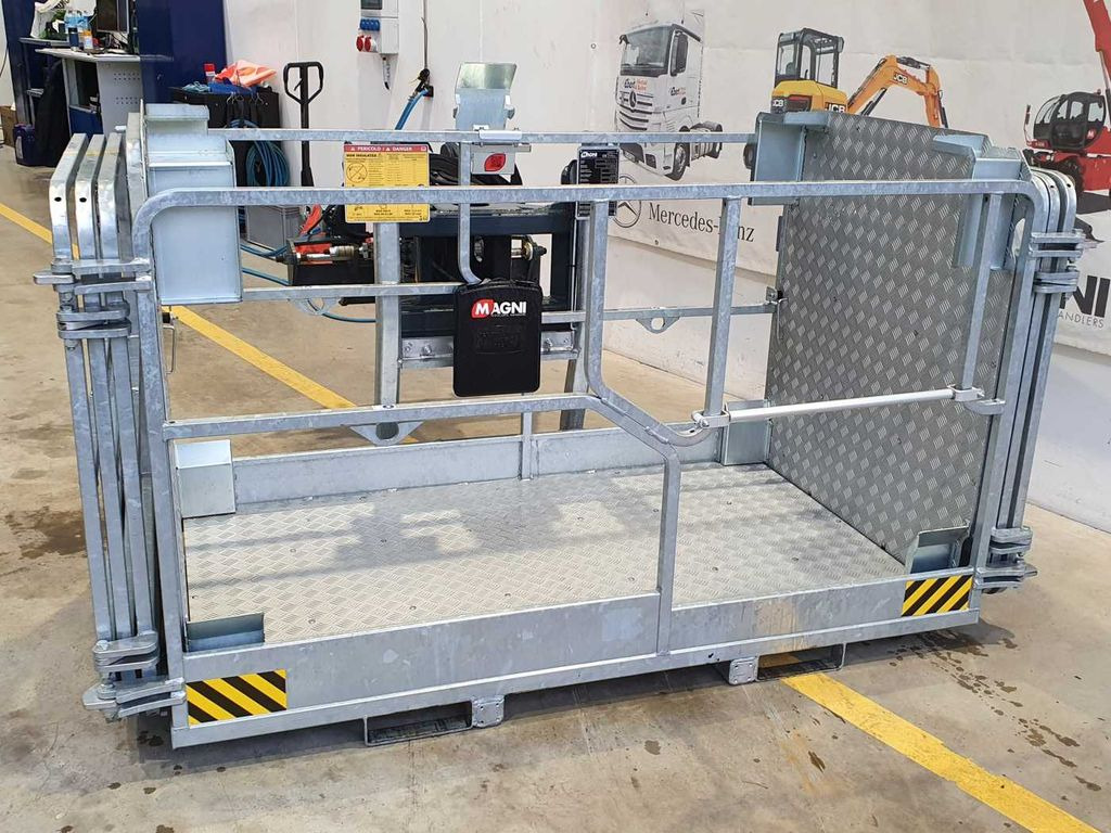 Magni Arbeitskorb 4.5 drehbar ausziehbar 500 kg - Παρελκόμενα για Κατασκευή μηχανήματα: φωτογραφία 4 Magni Arbeitskorb 4.5 drehbar ausziehbar 500 kg - Παρελκόμενα για Κατασκευή μηχανήματα: φωτογραφία 4