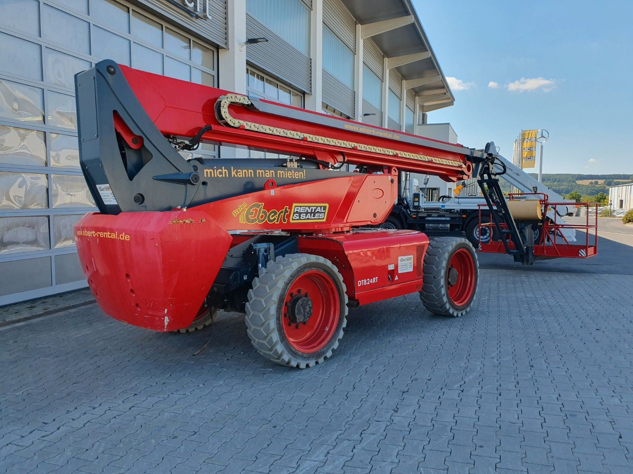 Magni DTB 24 RT 4x4 / 24,8m / 454kg / nur 1.250h - Φορτηγό με εναέρια πλατφόρμα: φωτογραφία 4 Magni DTB 24 RT 4x4 / 24,8m / 454kg / nur 1.250h - Φορτηγό με εναέρια πλατφόρμα: φωτογραφία 4