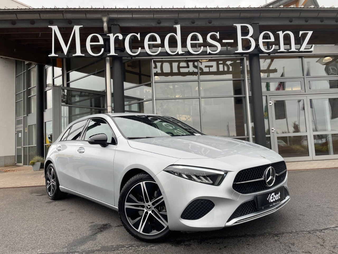 Mercedes-Benz A 200 Progressive Ambiente+R-Kamera+ - Λιμουζίνα/ Sedan: φωτογραφία 1 Mercedes-Benz A 200 Progressive Ambiente+R-Kamera+ - Λιμουζίνα/ Sedan: φωτογραφία 1