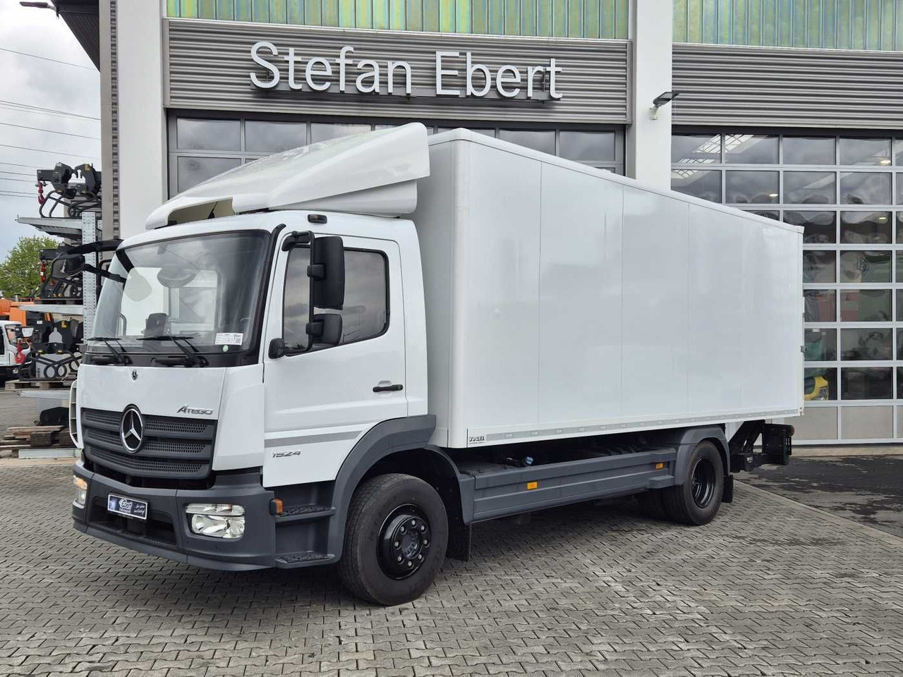 Mercedes-Benz Atego 1524 L LBW 1.500kg Klima Standheizung - Φορτηγό κόφα: φωτογραφία 1 Mercedes-Benz Atego 1524 L LBW 1.500kg Klima Standheizung - Φορτηγό κόφα: φωτογραφία 1