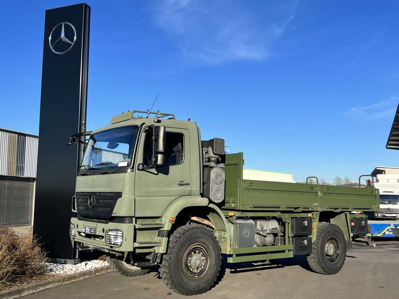 Mercedes-Benz Axor 1829 A 4x4 Pritsche - Φορτηγό με ανοιχτή καρότσα: φωτογραφία 1 Mercedes-Benz Axor 1829 A 4x4 Pritsche - Φορτηγό με ανοιχτή καρότσα: φωτογραφία 1
