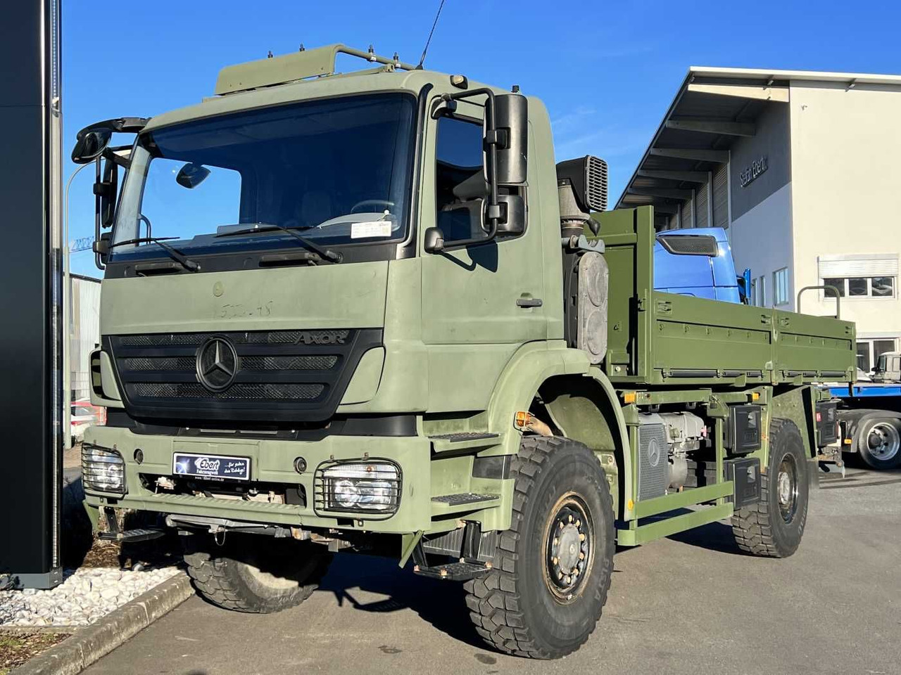 Mercedes-Benz Axor 1829 A 4x4 Pritsche - Φορτηγό με ανοιχτή καρότσα: φωτογραφία 2 Mercedes-Benz Axor 1829 A 4x4 Pritsche - Φορτηγό με ανοιχτή καρότσα: φωτογραφία 2