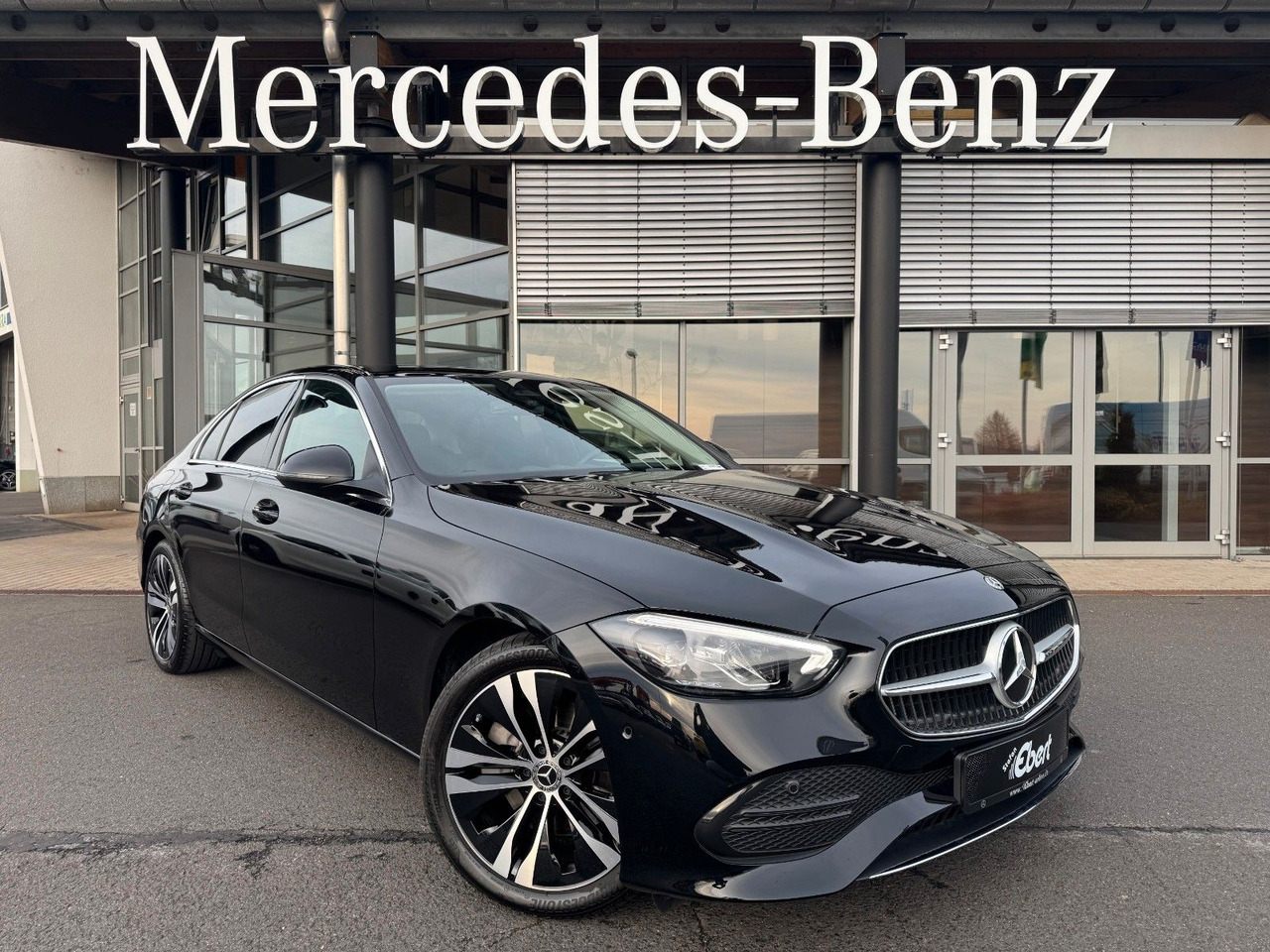 Mercedes-Benz C 220d Avantgarde+Pano+HUD+RFK+TotW+AmbiPrem - Λιμουζίνα/ Sedan: φωτογραφία 1 Mercedes-Benz C 220d Avantgarde+Pano+HUD+RFK+TotW+AmbiPrem - Λιμουζίνα/ Sedan: φωτογραφία 1