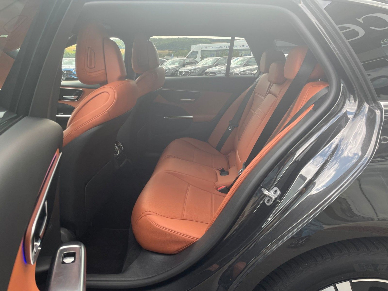 Mercedes-Benz C 300 e T AVANTGARDE R-Kamera+TOTW+Carplay - Station wagon: φωτογραφία 2 Mercedes-Benz C 300 e T AVANTGARDE R-Kamera+TOTW+Carplay - Station wagon: φωτογραφία 2