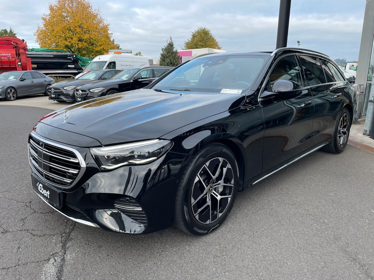 Mercedes-Benz E 220 d T Exclusive Nappa+AHK+360°+Burm+Sitzklim - Station wagon: φωτογραφία 2 Mercedes-Benz E 220 d T Exclusive Nappa+AHK+360°+Burm+Sitzklim - Station wagon: φωτογραφία 2