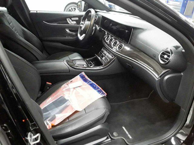 Mercedes-Benz E 300 T de 4M AMG+AHK+Distr+Burm+ R-Kamera+Carpl - Αυτοκίνητο: φωτογραφία 5 Mercedes-Benz E 300 T de 4M AMG+AHK+Distr+Burm+ R-Kamera+Carpl - Αυτοκίνητο: φωτογραφία 5