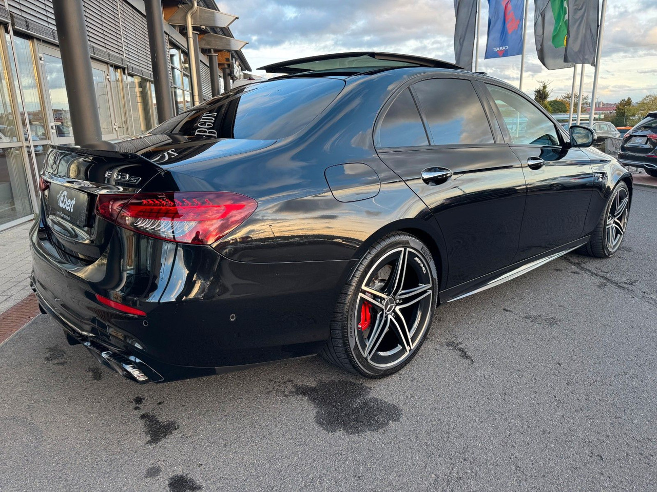 Mercedes-Benz E 63 AMG S Pano+Burm+AirM+HUD+360+uvm. - Λιμουζίνα/ Sedan: φωτογραφία 5 Mercedes-Benz E 63 AMG S Pano+Burm+AirM+HUD+360+uvm. - Λιμουζίνα/ Sedan: φωτογραφία 5