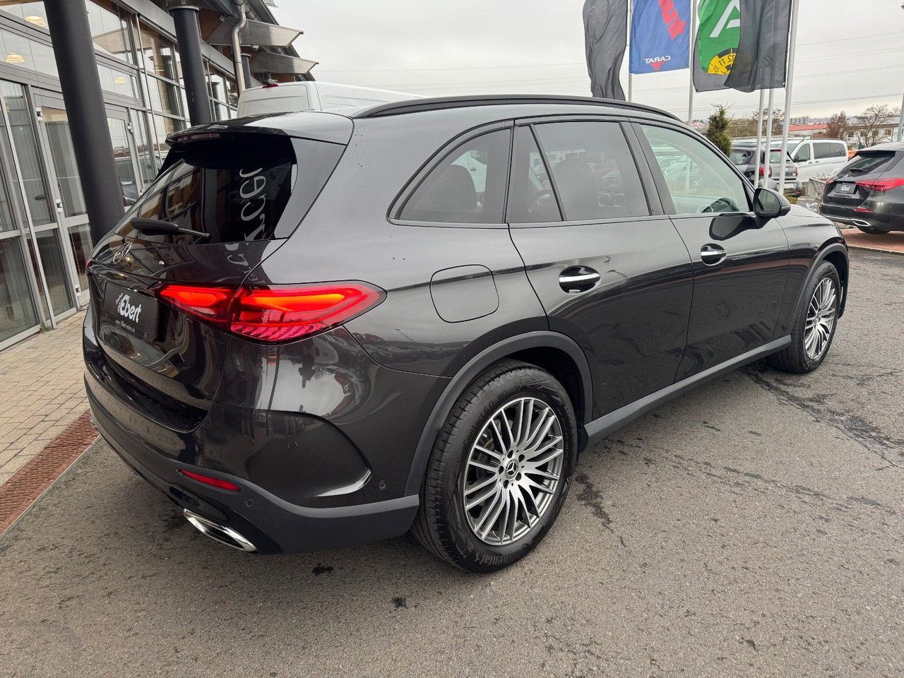 Mercedes-Benz GLC 220d 4M AMG+AHK+Burm+STH+360+Night - SUV: φωτογραφία 4 Mercedes-Benz GLC 220d 4M AMG+AHK+Burm+STH+360+Night - SUV: φωτογραφία 4