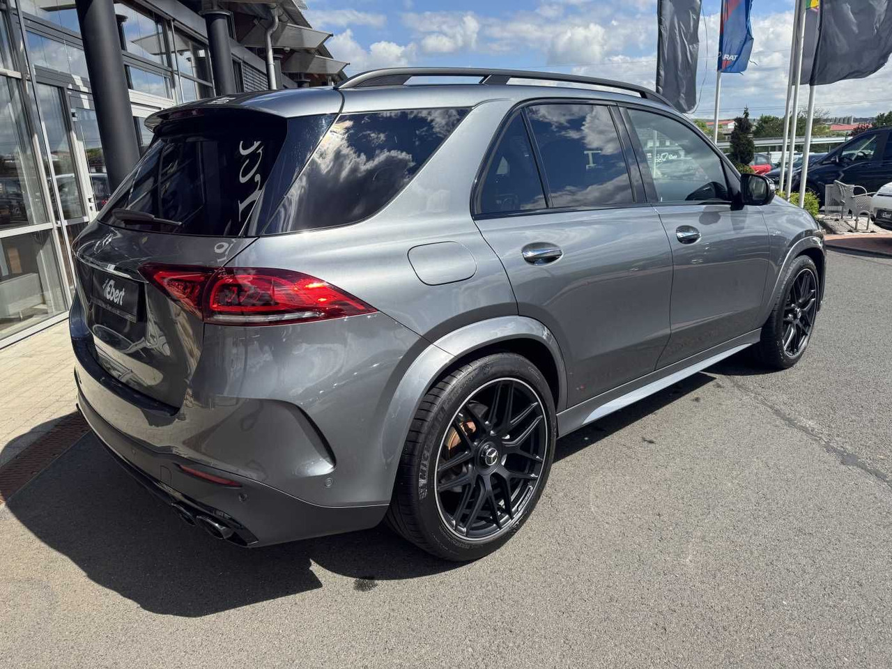 Mercedes-Benz GLE 53 AMG+Pano+Distr+ABC+Burm+StandH+HUD+ 360 - SUV: φωτογραφία 4 Mercedes-Benz GLE 53 AMG+Pano+Distr+ABC+Burm+StandH+HUD+ 360 - SUV: φωτογραφία 4