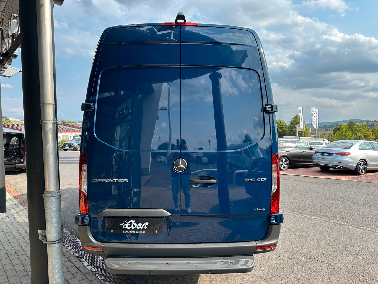 Mercedes-Benz Sprinter 319 CDI 4x4 4325 Klima LED MBUX Kamera - Βαν: φωτογραφία 4 Mercedes-Benz Sprinter 319 CDI 4x4 4325 Klima LED MBUX Kamera - Βαν: φωτογραφία 4