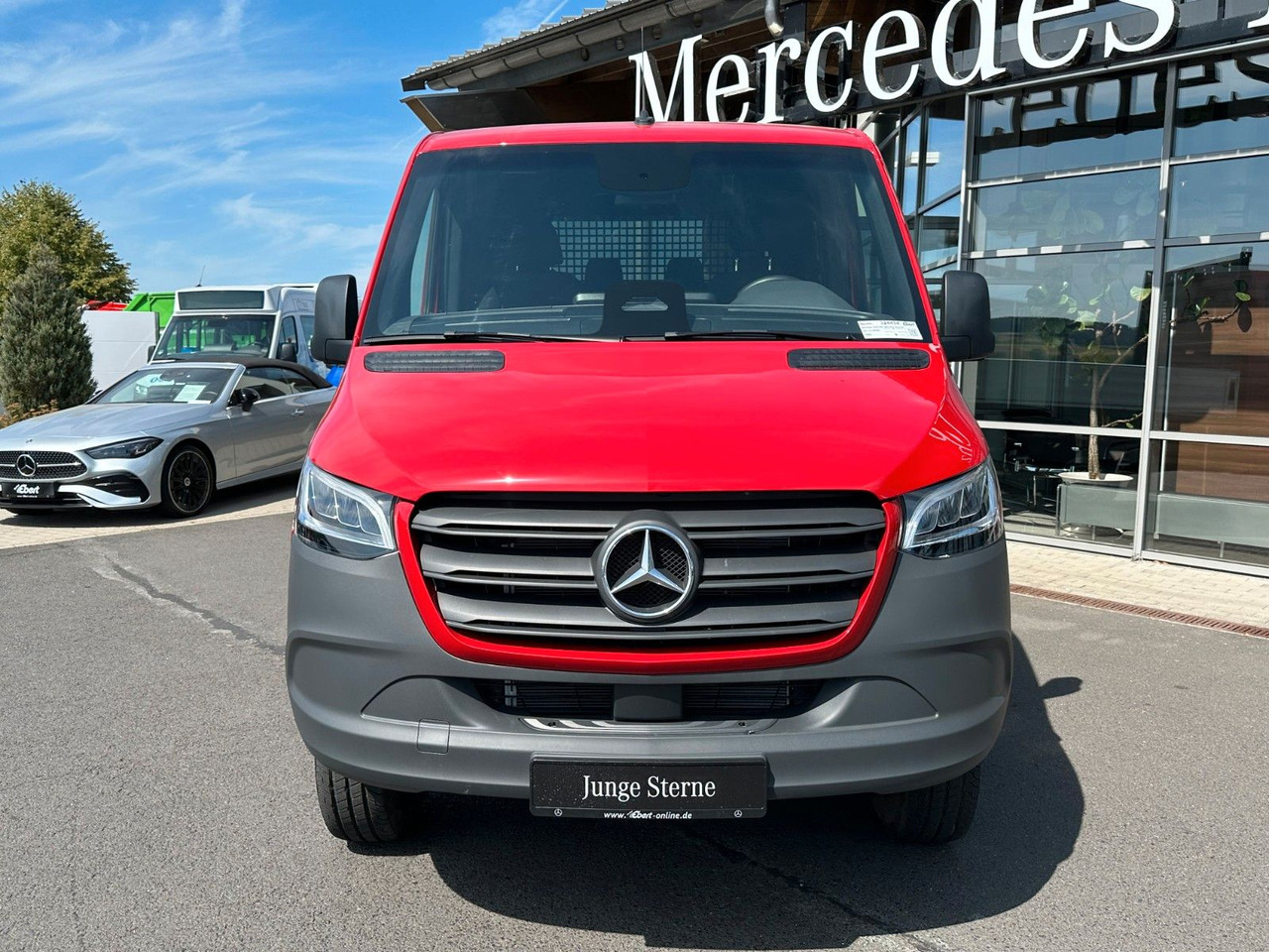 Mercedes-Benz Sprinter 319 CDI 4x4 DoKa Klima AHK3,5to - Επαγγελματικό αυτοκίνητο με μουσαμά, Διπλοκάμπινο ελαφρύ επαγγελματικό: φωτογραφία 2 Mercedes-Benz Sprinter 319 CDI 4x4 DoKa Klima AHK3,5to - Επαγγελματικό αυτοκίνητο με μουσαμά, Διπλοκάμπινο ελαφρύ επαγγελματικό: φωτογραφία 2