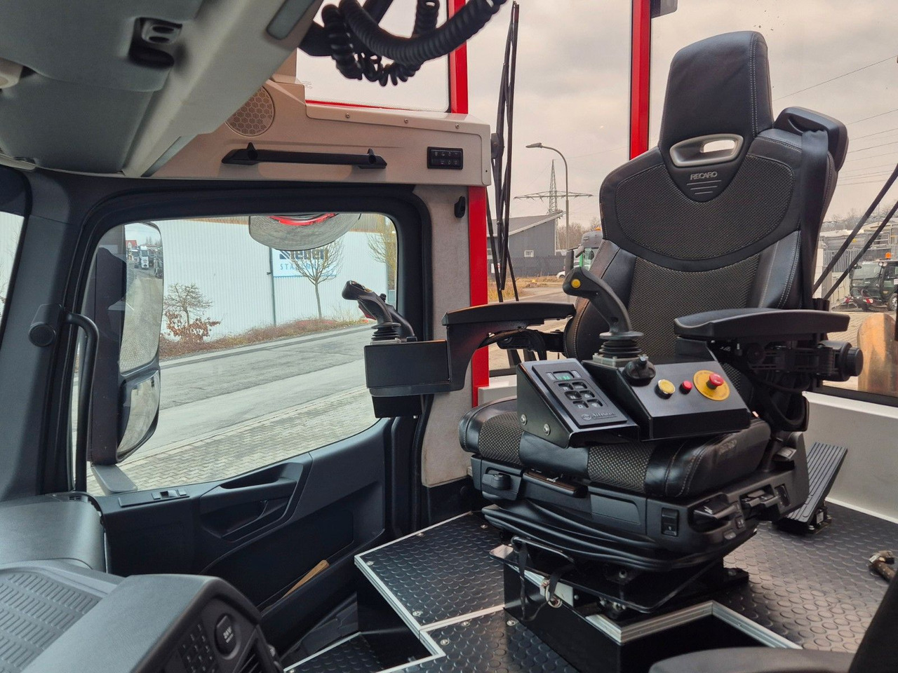 Leasing  Mercedes-Benz TUROX 8x8 Eschlböck Biber 92 Holzhacker / 1.512h Mercedes-Benz TUROX 8x8 Eschlböck Biber 92 Holzhacker / 1.512h: φωτογραφία 19