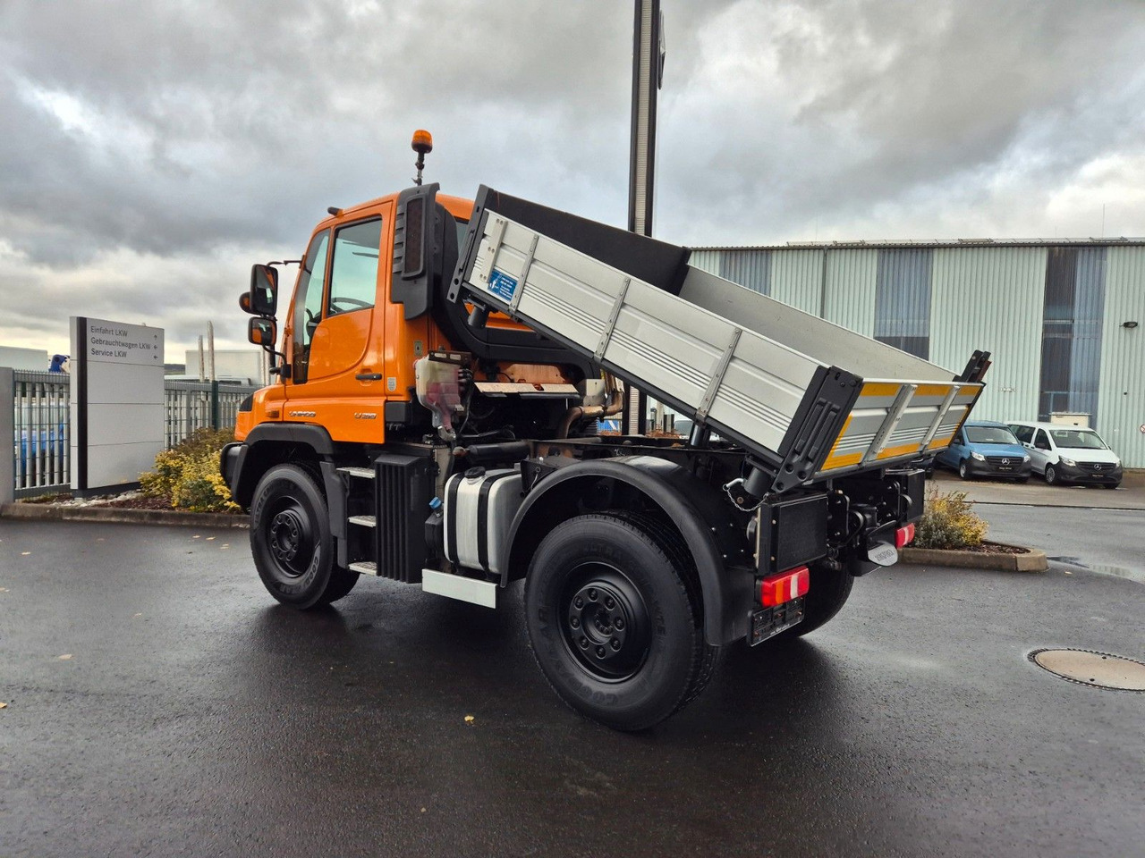 Mercedes-Benz U 218 4x4 Winterdienst, Hydrostat, Zapfwelle - Φορτηγό ανατρεπόμενο: φωτογραφία 3 Mercedes-Benz U 218 4x4 Winterdienst, Hydrostat, Zapfwelle - Φορτηγό ανατρεπόμενο: φωτογραφία 3