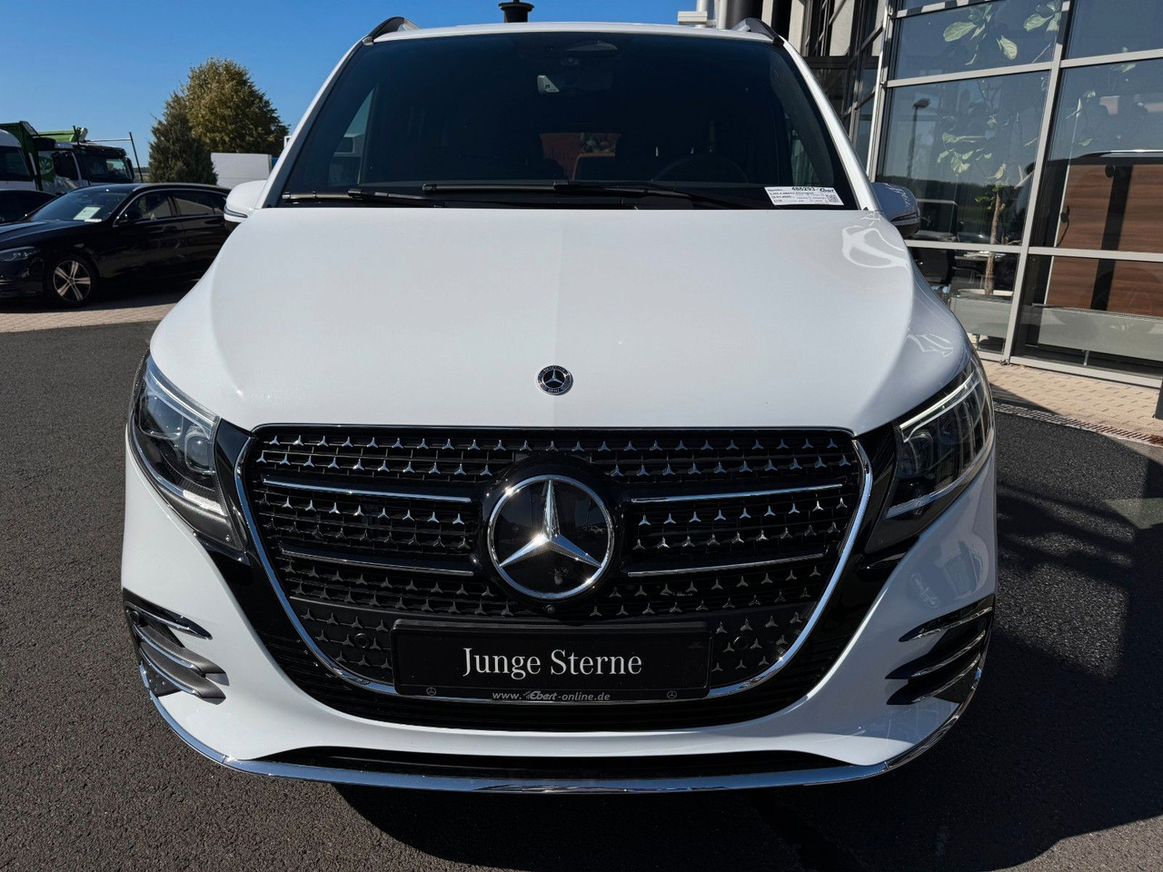 Mercedes-Benz V 300 d 4MATIC EXCLUSIVE AMG Tische AHK2,5to - Station wagon: φωτογραφία 2 Mercedes-Benz V 300 d 4MATIC EXCLUSIVE AMG Tische AHK2,5to - Station wagon: φωτογραφία 2