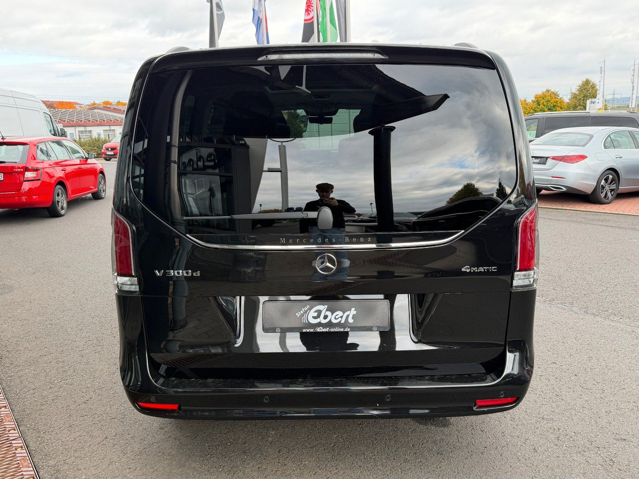 Mercedes-Benz V 300 d 4MATIC EXCLUSIVE Luxus-Sitze AHK2,5to - Station wagon: φωτογραφία 5 Mercedes-Benz V 300 d 4MATIC EXCLUSIVE Luxus-Sitze AHK2,5to - Station wagon: φωτογραφία 5