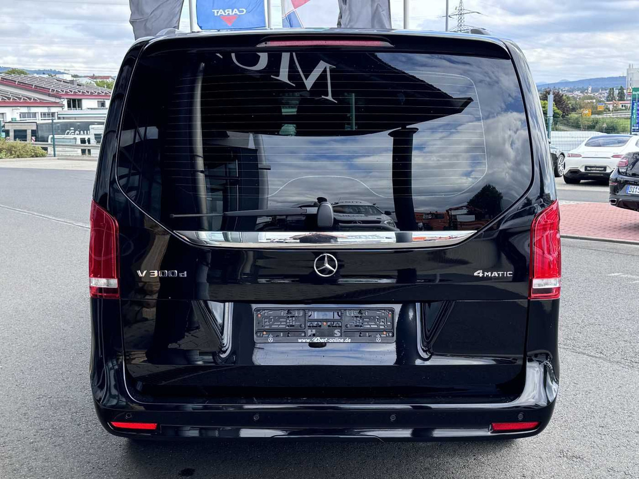 Mercedes-Benz V 300 d AVA AMG 4MATIC AIRMATIC Sitzklima el Tür - Αυτοκίνητο: φωτογραφία 5 Mercedes-Benz V 300 d AVA AMG 4MATIC AIRMATIC Sitzklima el Tür - Αυτοκίνητο: φωτογραφία 5