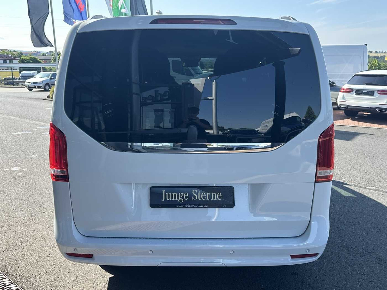 Mercedes-Benz V 300 d AVA ED 6Sitze Burmester 360Kamera el Tür - Επιβατικό βαν: φωτογραφία 5 Mercedes-Benz V 300 d AVA ED 6Sitze Burmester 360Kamera el Tür - Επιβατικό βαν: φωτογραφία 5