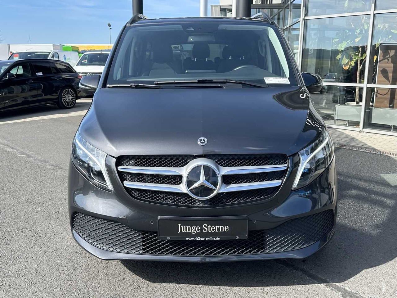 Mercedes-Benz V 300 d EDITION 4MATIC DISTRONIC AHK LED Kamera - Επιβατικό βαν: φωτογραφία 2 Mercedes-Benz V 300 d EDITION 4MATIC DISTRONIC AHK LED Kamera - Επιβατικό βαν: φωτογραφία 2