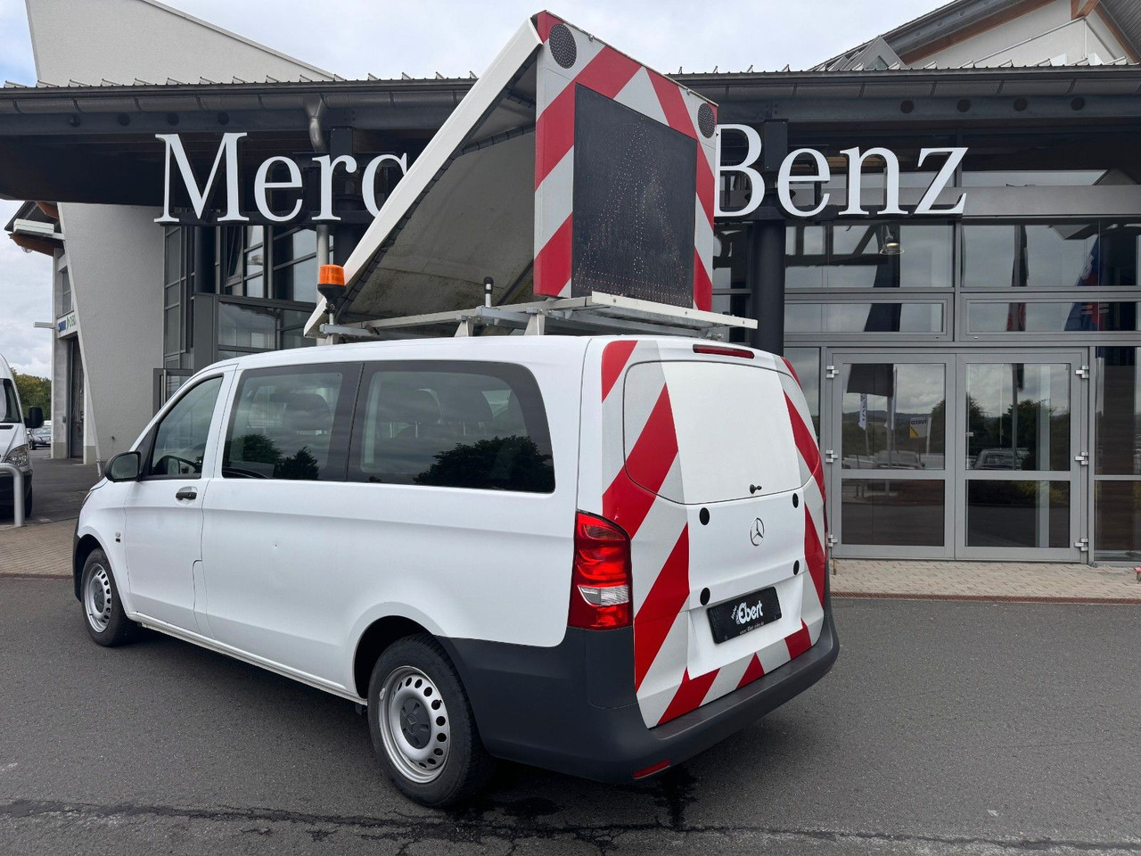 Mercedes-Benz Vito 111 CDI Tourer Begleitfahrzeug BF3+ / WVZ - Επιβατικό βαν: φωτογραφία 1 Mercedes-Benz Vito 111 CDI Tourer Begleitfahrzeug BF3+ / WVZ - Επιβατικό βαν: φωτογραφία 1