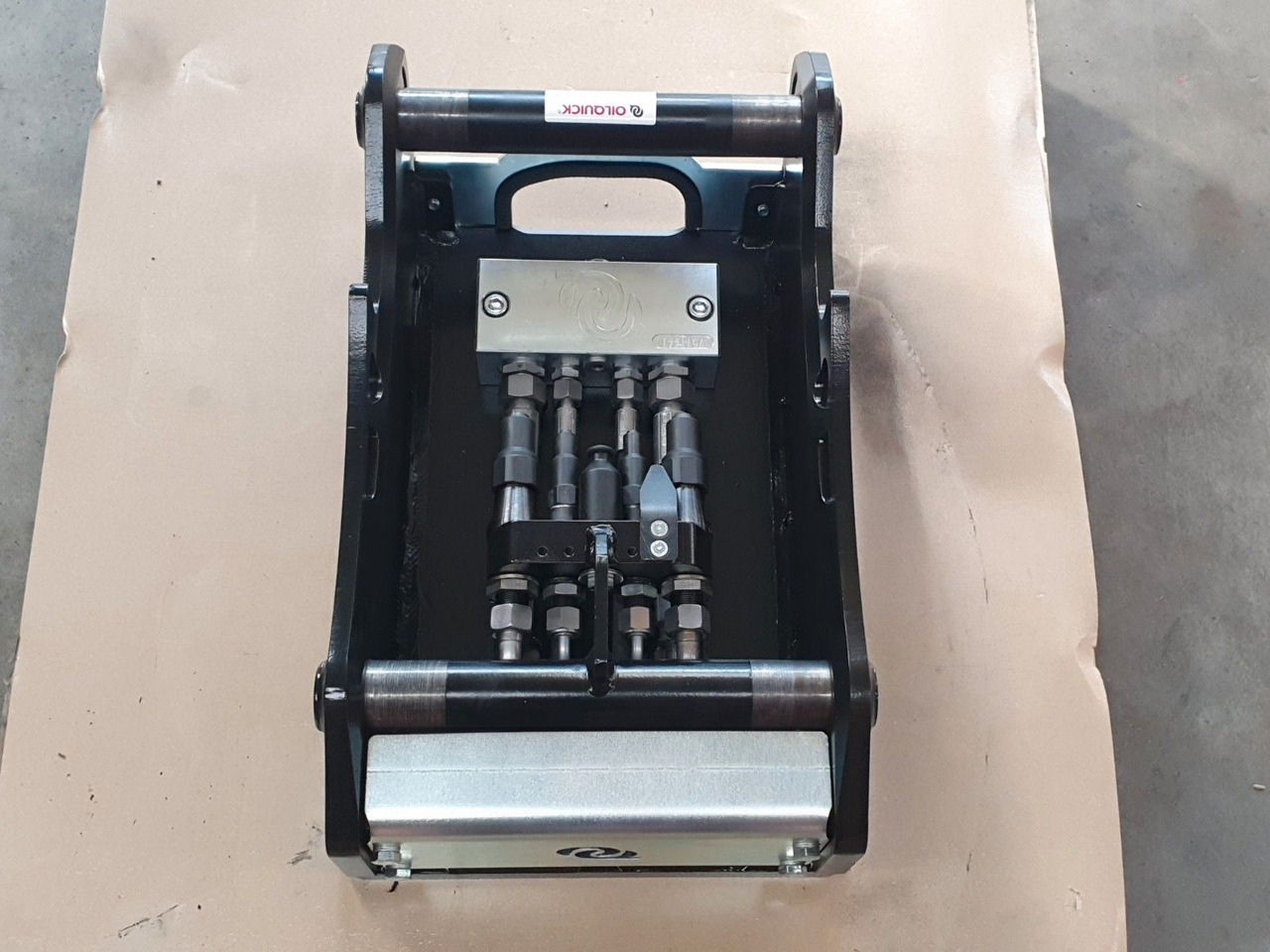 OilQuick OQ45-5 Adapterplatte für Westtech &mehr - Ταχυσύνδεσμος: φωτογραφία 3 OilQuick OQ45-5 Adapterplatte für Westtech &mehr - Ταχυσύνδεσμος: φωτογραφία 3