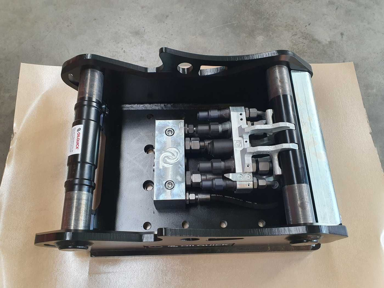 OilQuick OQ65 Adapterplatte für Westtech & mehr - Ταχυσύνδεσμος: φωτογραφία 5 OilQuick OQ65 Adapterplatte für Westtech & mehr - Ταχυσύνδεσμος: φωτογραφία 5