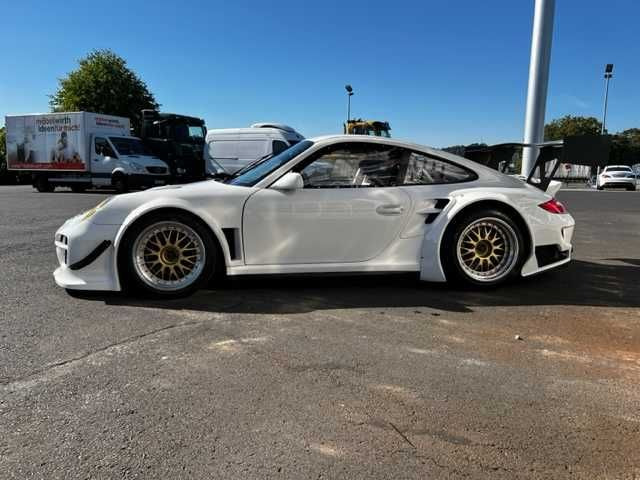 Porsche 997 GT2 RSR Rennwagen - Αυτοκίνητο: φωτογραφία 4 Porsche 997 GT2 RSR Rennwagen - Αυτοκίνητο: φωτογραφία 4
