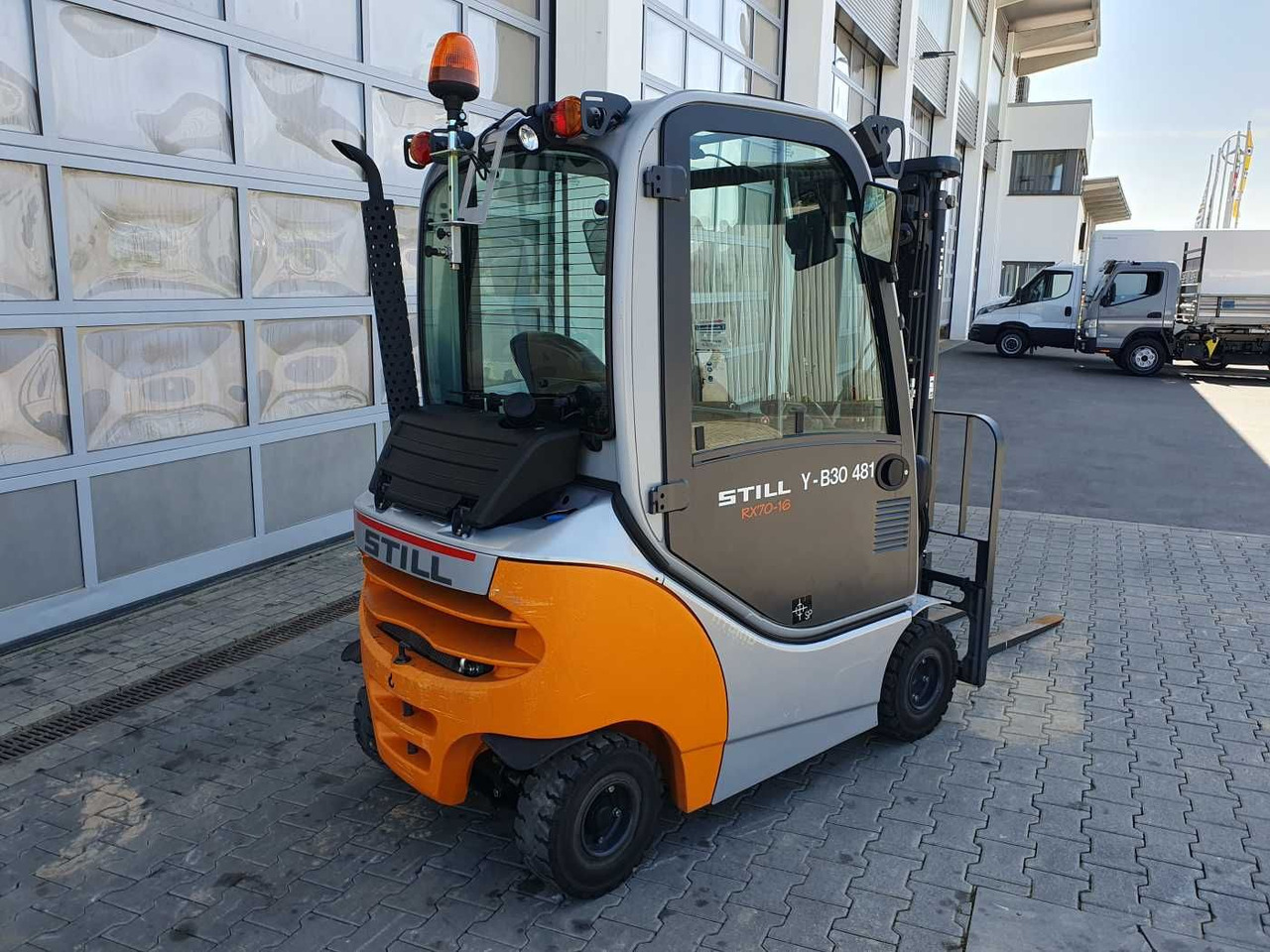 Still RX70-16 / Triplex: 4.60m / nur 638h! / 1.600kg - Πετρελαιοκίνητο περονοφόρο: φωτογραφία 4 Still RX70-16 / Triplex: 4.60m / nur 638h! / 1.600kg - Πετρελαιοκίνητο περονοφόρο: φωτογραφία 4