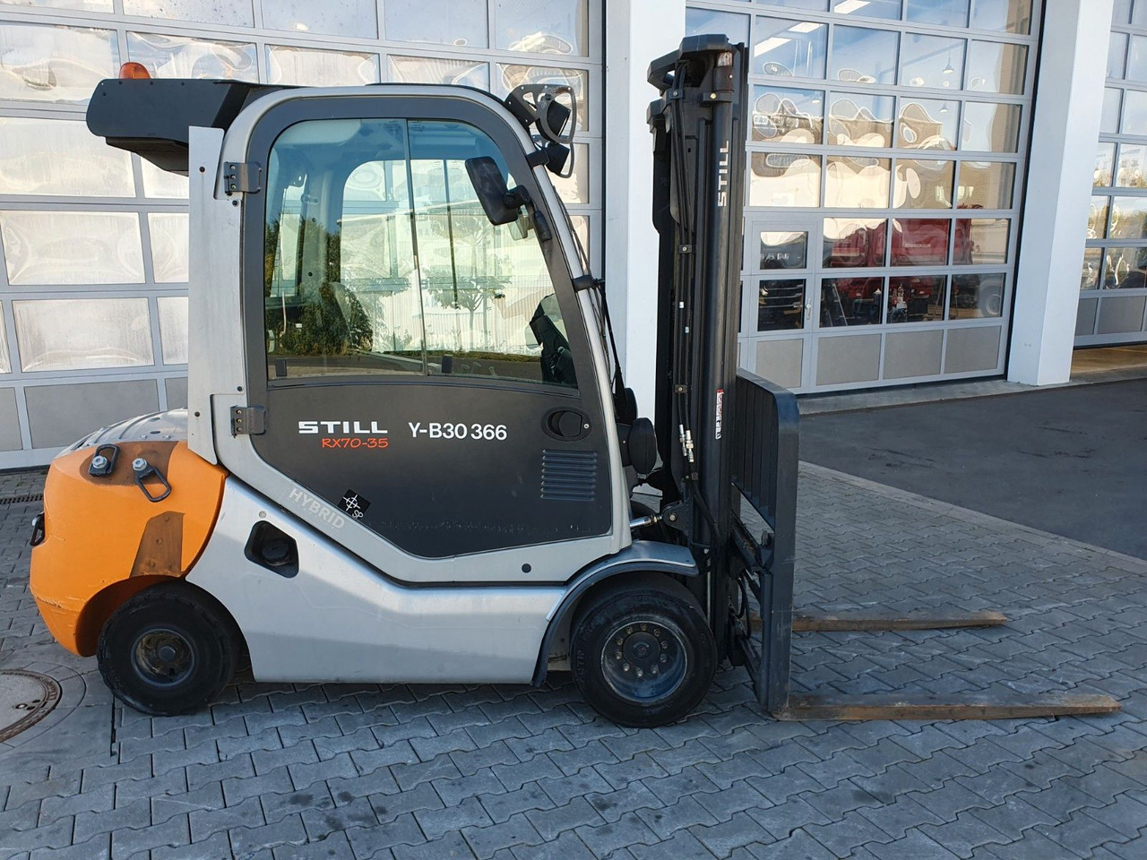 Still RX70-35 / Triplex: 4.80m / nur 2.876h! / Klima - Πετρελαιοκίνητο περονοφόρο: φωτογραφία 3 Still RX70-35 / Triplex: 4.80m / nur 2.876h! / Klima - Πετρελαιοκίνητο περονοφόρο: φωτογραφία 3