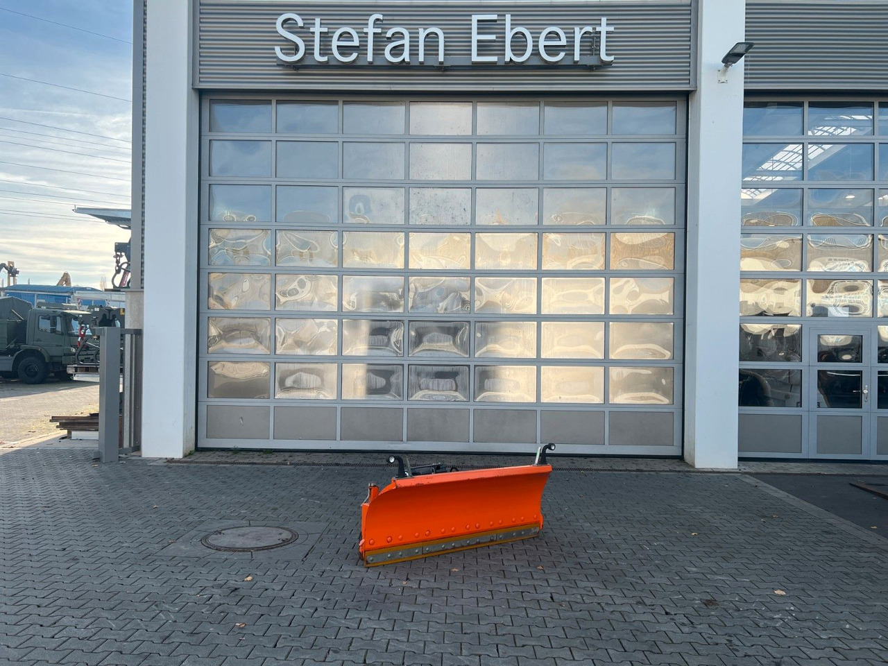 Tuchel SK-F 180 Schneeschild / Kramer 5040 - Εκχιονιστικό μαχαίρι: φωτογραφία 1 Tuchel SK-F 180 Schneeschild / Kramer 5040 - Εκχιονιστικό μαχαίρι: φωτογραφία 1