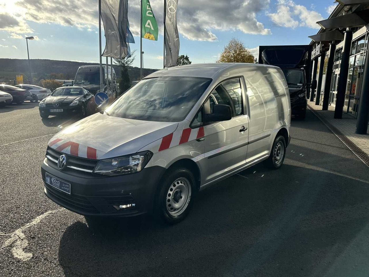 Volkswagen Caddy 1.6 TDI Klima Navi 8Räder Trennwand klappb - Μικρό βαν: φωτογραφία 3 Volkswagen Caddy 1.6 TDI Klima Navi 8Räder Trennwand klappb - Μικρό βαν: φωτογραφία 3