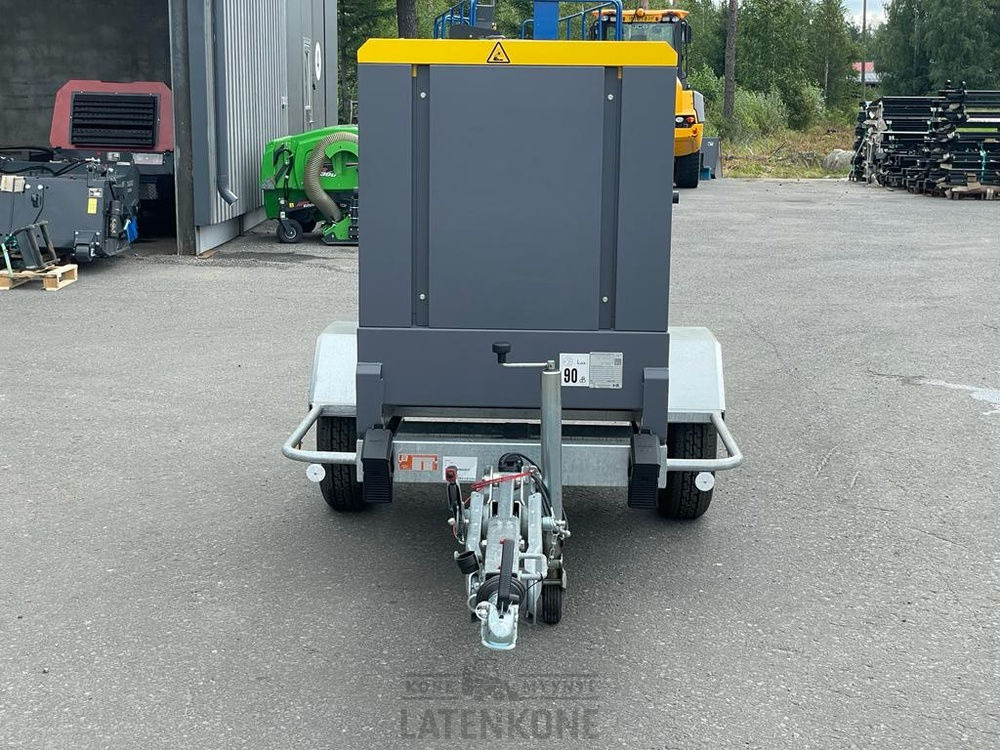 Atlas Copco QAS 45 50 Hz Generaattori StageV vetovarustuksella - Βιομηχανική γεννήτρια: φωτογραφία 4 Atlas Copco QAS 45 50 Hz Generaattori StageV vetovarustuksella - Βιομηχανική γεννήτρια: φωτογραφία 4