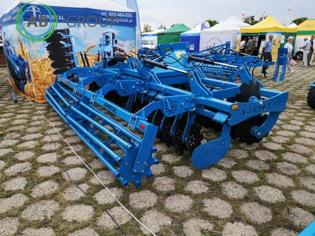 Agristal BTH hydraulic folding disc harrow 4.5 m - Σβάρνα: φωτογραφία 2 Agristal BTH hydraulic folding disc harrow 4.5 m - Σβάρνα: φωτογραφία 2