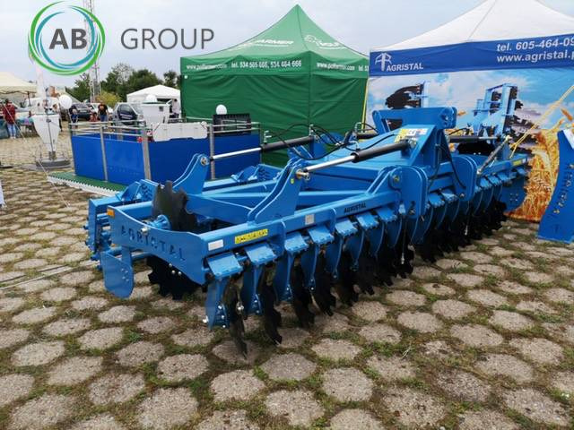 Agristal BTH hydraulic folding disc harrow 4.5 m - Σβάρνα: φωτογραφία 4 Agristal BTH hydraulic folding disc harrow 4.5 m - Σβάρνα: φωτογραφία 4