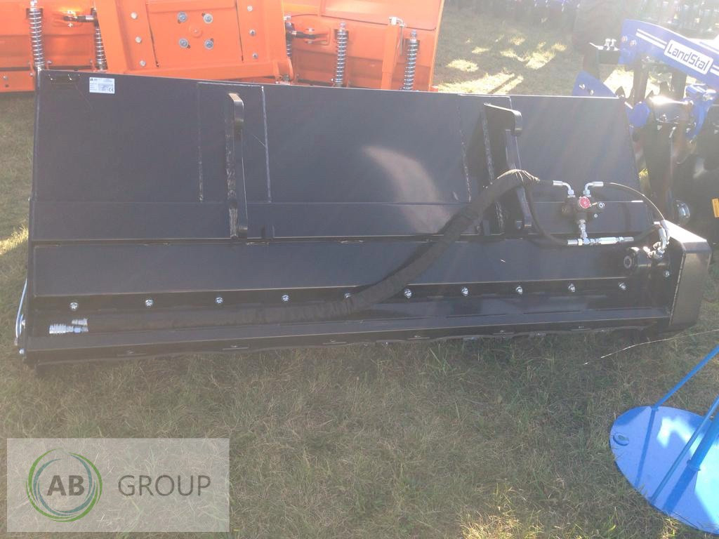 ArkMET self-loading sand spreader E601.200 - Αλατιέρα: φωτογραφία 3 ArkMET self-loading sand spreader E601.200 - Αλατιέρα: φωτογραφία 3