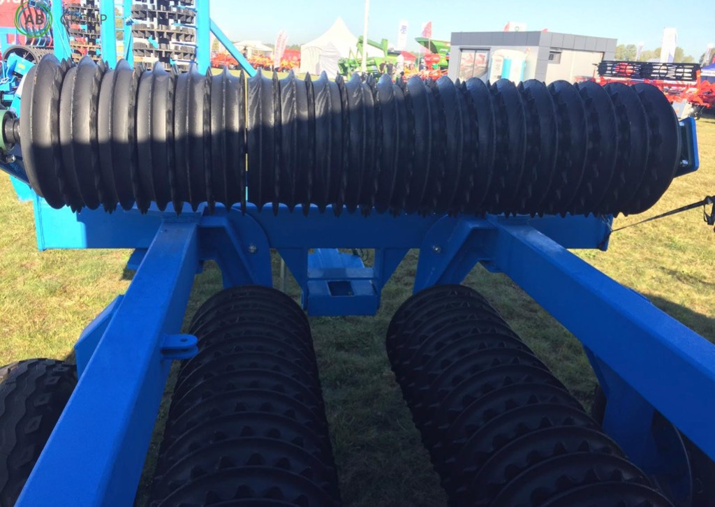 Cambridge hydraulically foldable roller 6.2 m 530 mm Agristal WUC - Φρεζοσβαρνα: φωτογραφία 3 Cambridge hydraulically foldable roller 6.2 m 530 mm Agristal WUC - Φρεζοσβαρνα: φωτογραφία 3